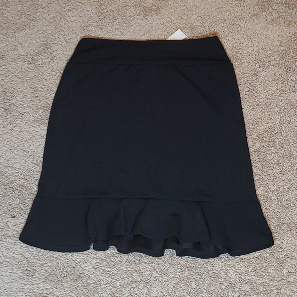 Agnes&Dora women's black flounce skirt